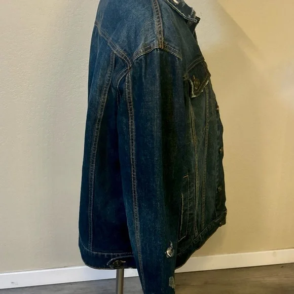Forever 21 Indigo Denim Jacket - Picture 3 of 16
